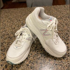 New Balance White leather sneakers.  Size 8.5.